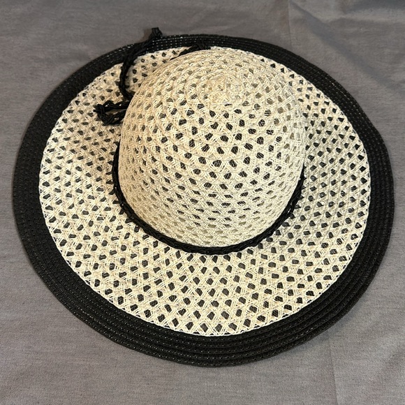 Jacobson Sun Hat black and cream - Picture 1 of 5